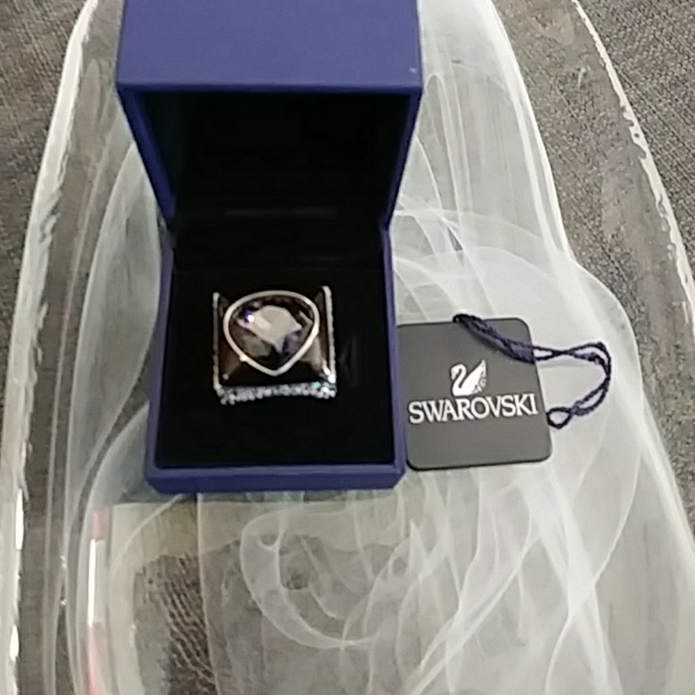 Swarovski statement ring